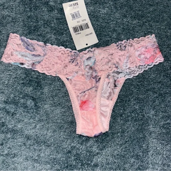 NWT Hanky Panky Peach Floral Lace Thong OSFM (Sizes 2-12) - Picture 2 of 5
